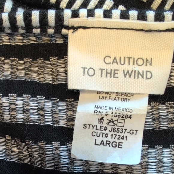 Caution To The Wind Black and White Patterned Midi V Neck Wrap Dress L     CC147 - Picture 5 of 6